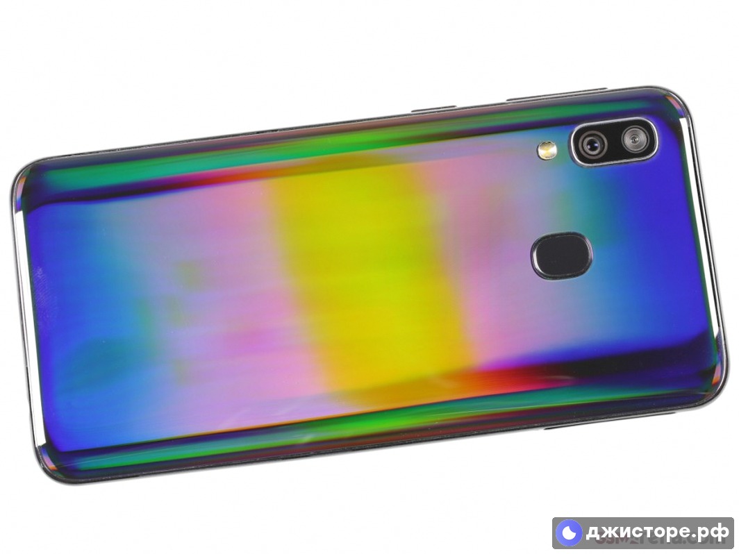 Samsung Galaxy A40 — фото в использовании 4