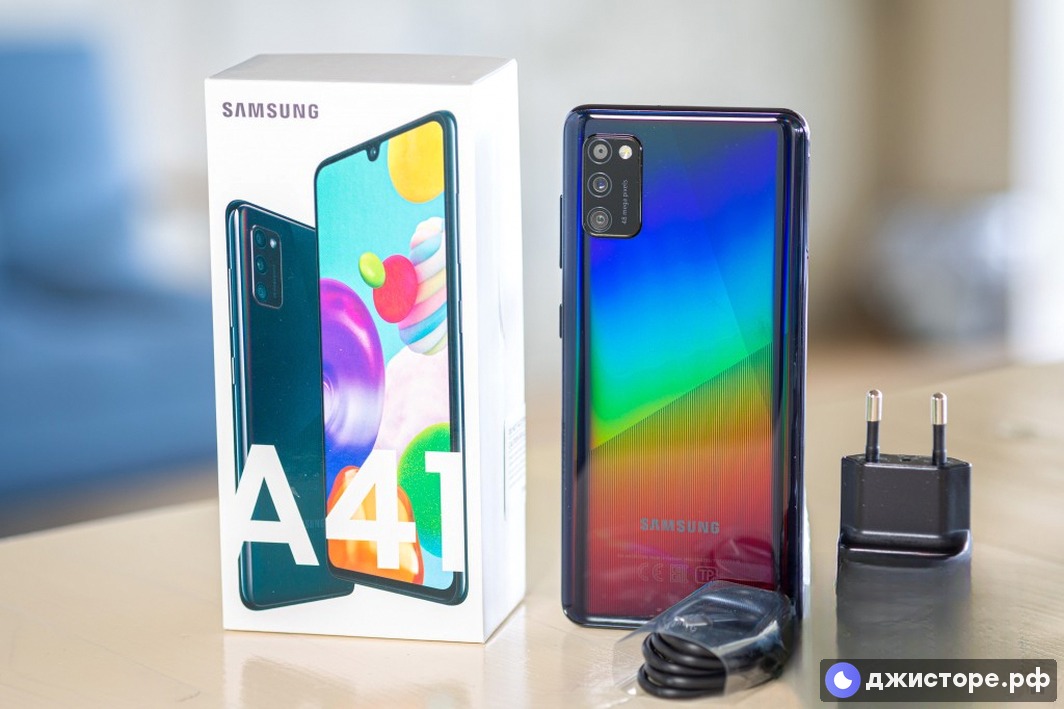 Samsung Galaxy A41 — фото в использовании 1