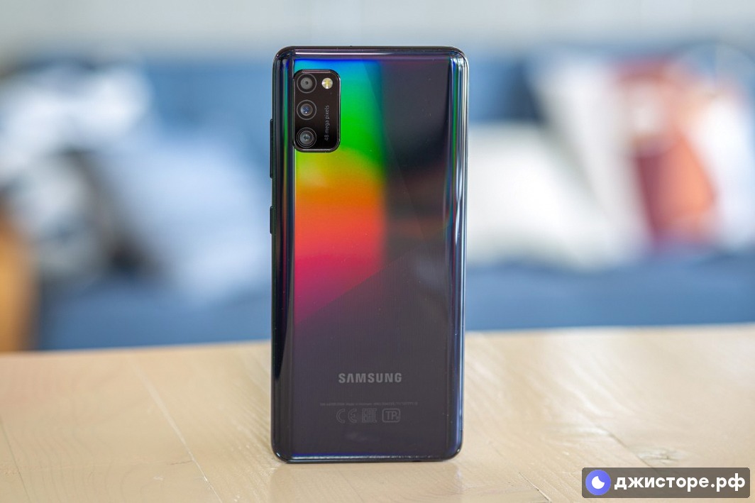 Samsung Galaxy A41 — фото в использовании 2