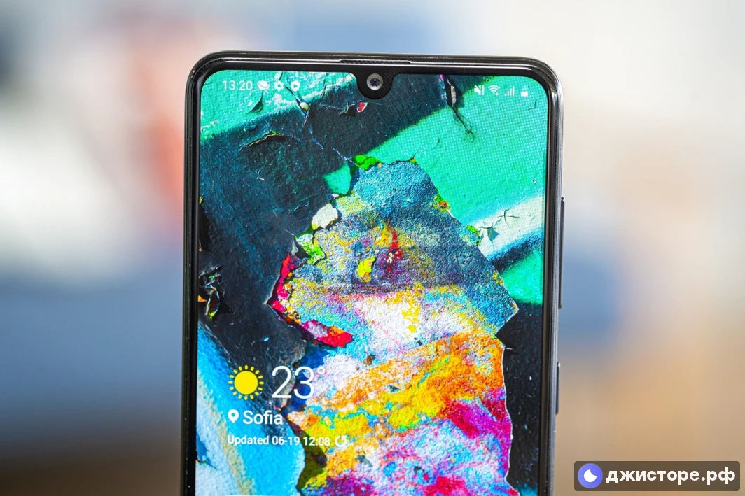 Samsung Galaxy A41 — фото в использовании 4