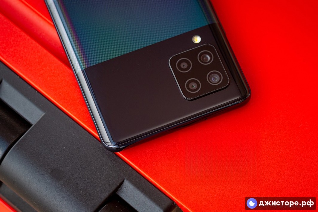 Samsung Galaxy A42 5G — фото в использовании 1