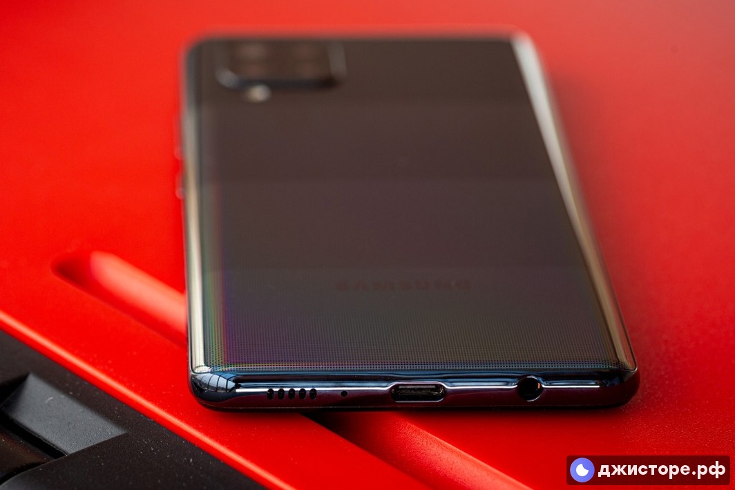 Samsung Galaxy A42 5G — фото в использовании 4