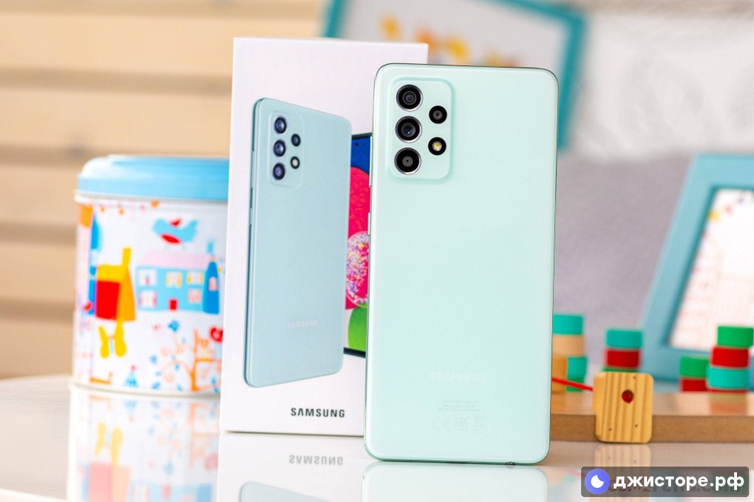 Samsung Galaxy A52s 5G — фото в использовании 1