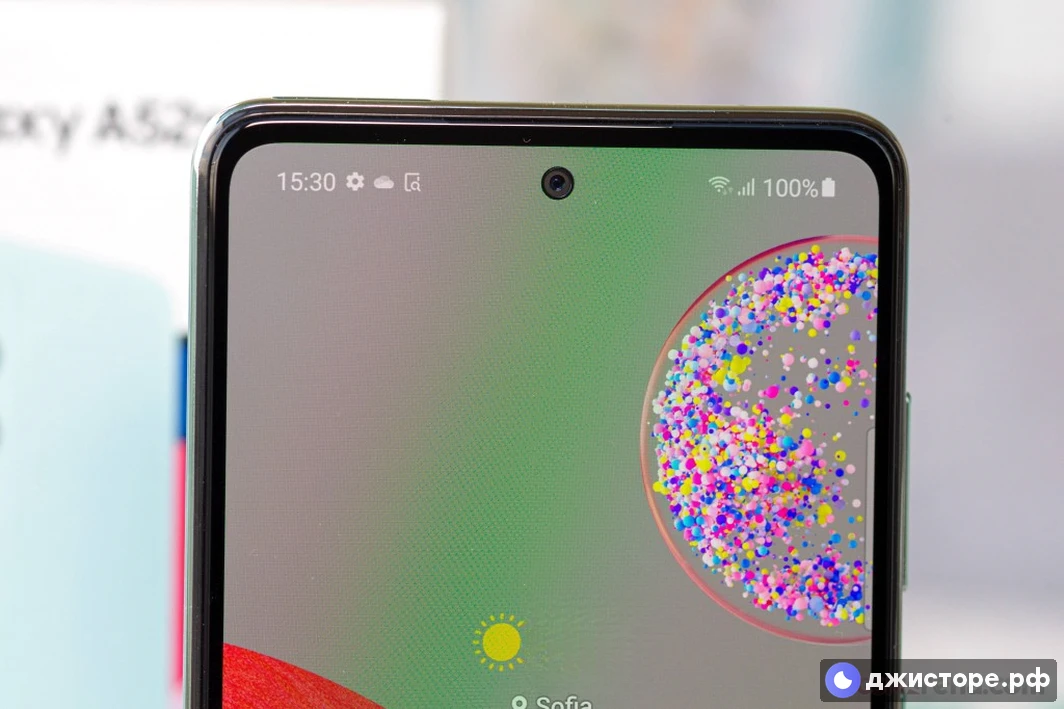 Samsung Galaxy A52s 5G — фото в использовании 4