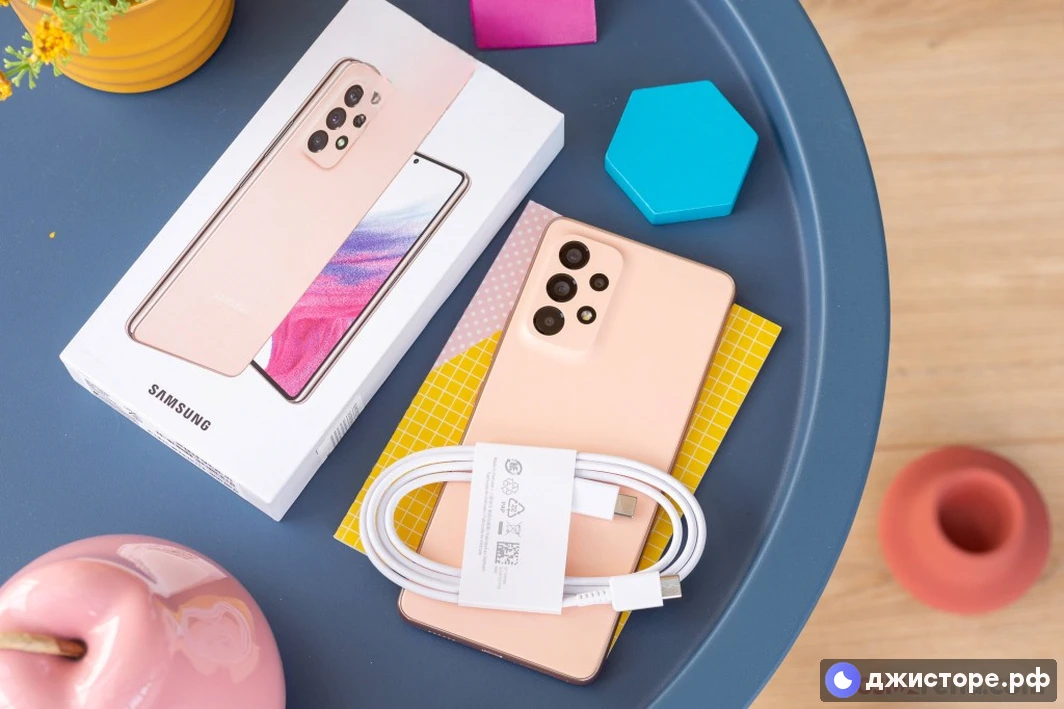 Samsung Galaxy A53 5G — фото в использовании 1