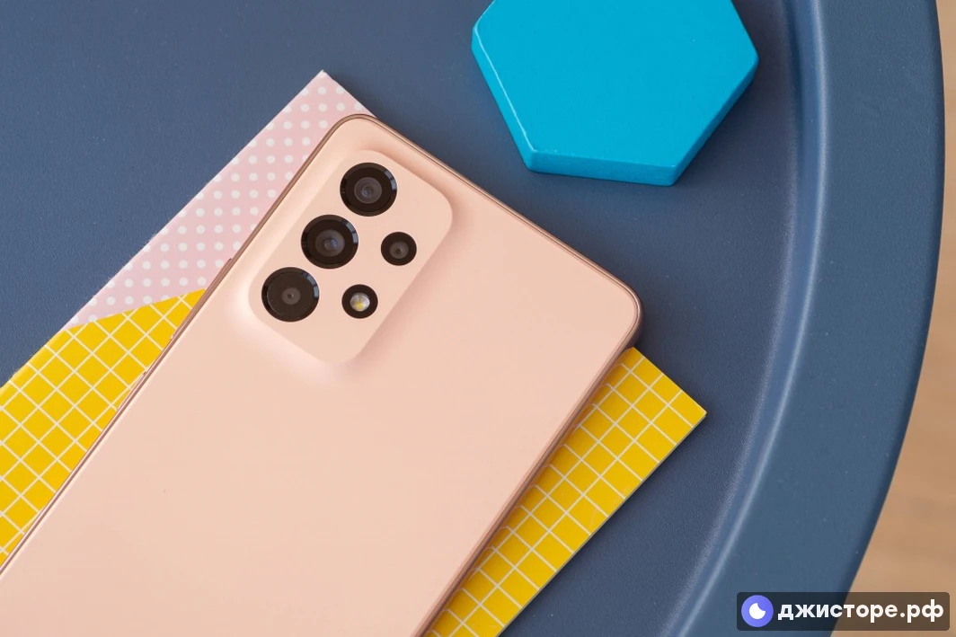 Samsung Galaxy A53 5G — фото в использовании 2