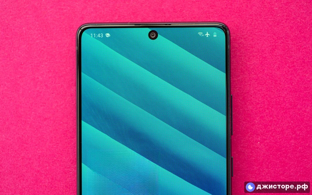 Samsung Galaxy S10 Lite — фото в использовании 4