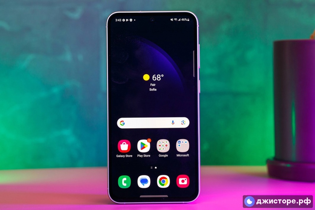Samsung Galaxy S23 FE — фото в использовании 4