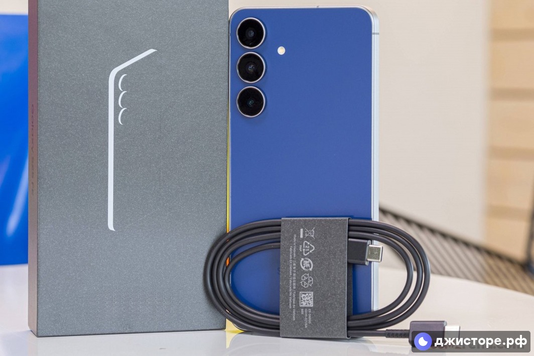 Samsung Galaxy S25 FE — фото в использовании 1