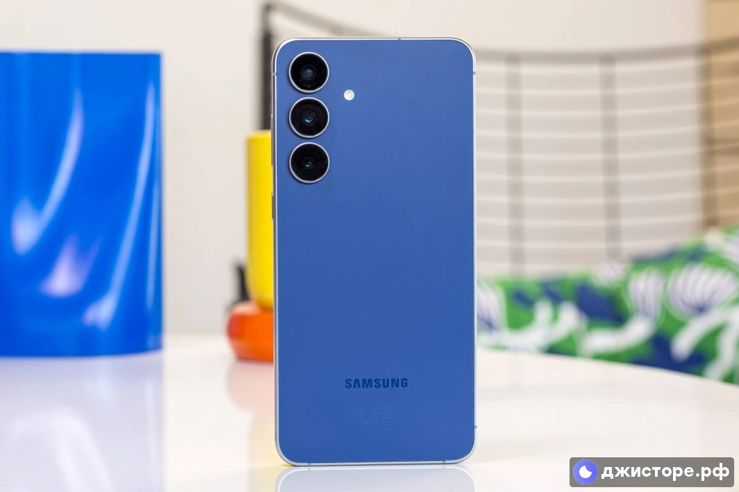 Samsung Galaxy S25 FE — фото в использовании 3