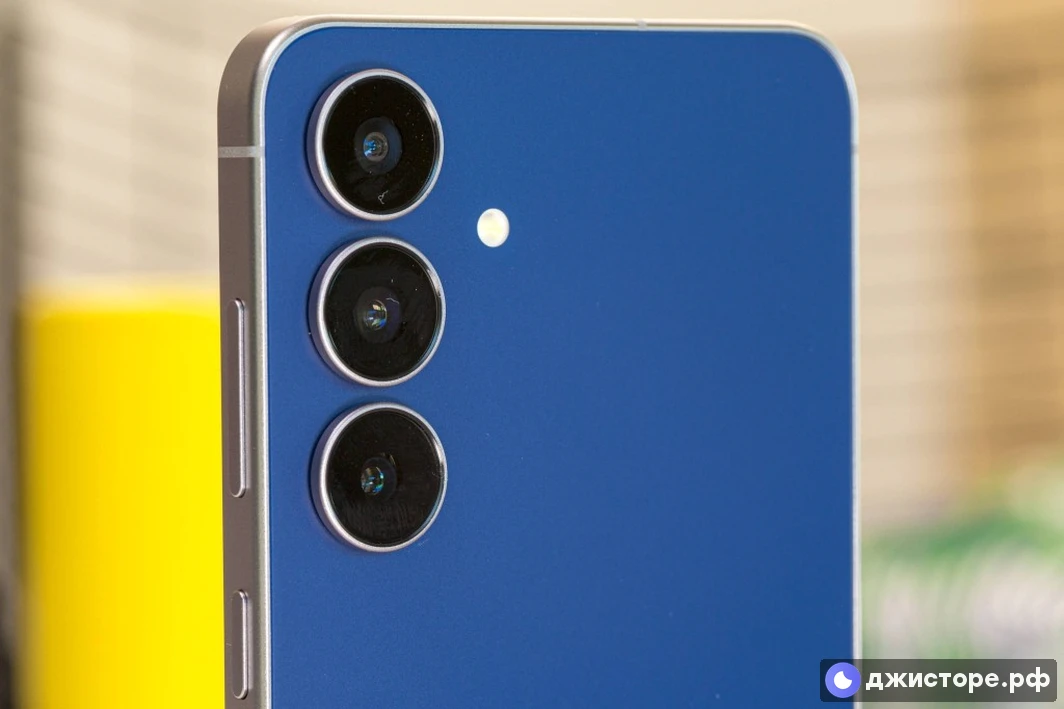 Samsung Galaxy S25 FE — фото в использовании 4