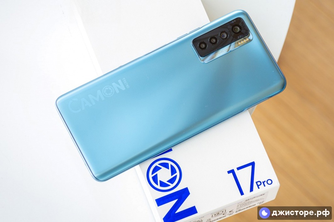 Tecno Camon 17 Pro — фото в использовании 2