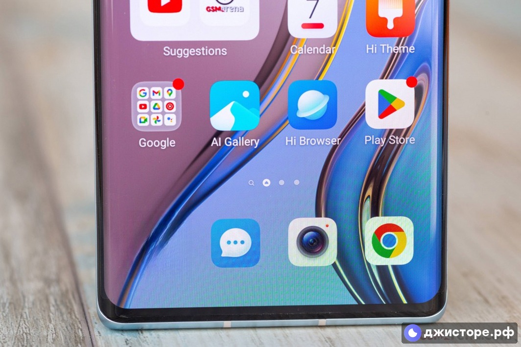 Tecno Phantom X2 — фото в использовании 4