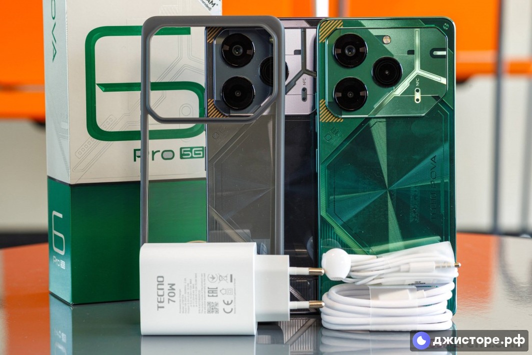 Tecno Pova 6 Pro — фото в использовании 1