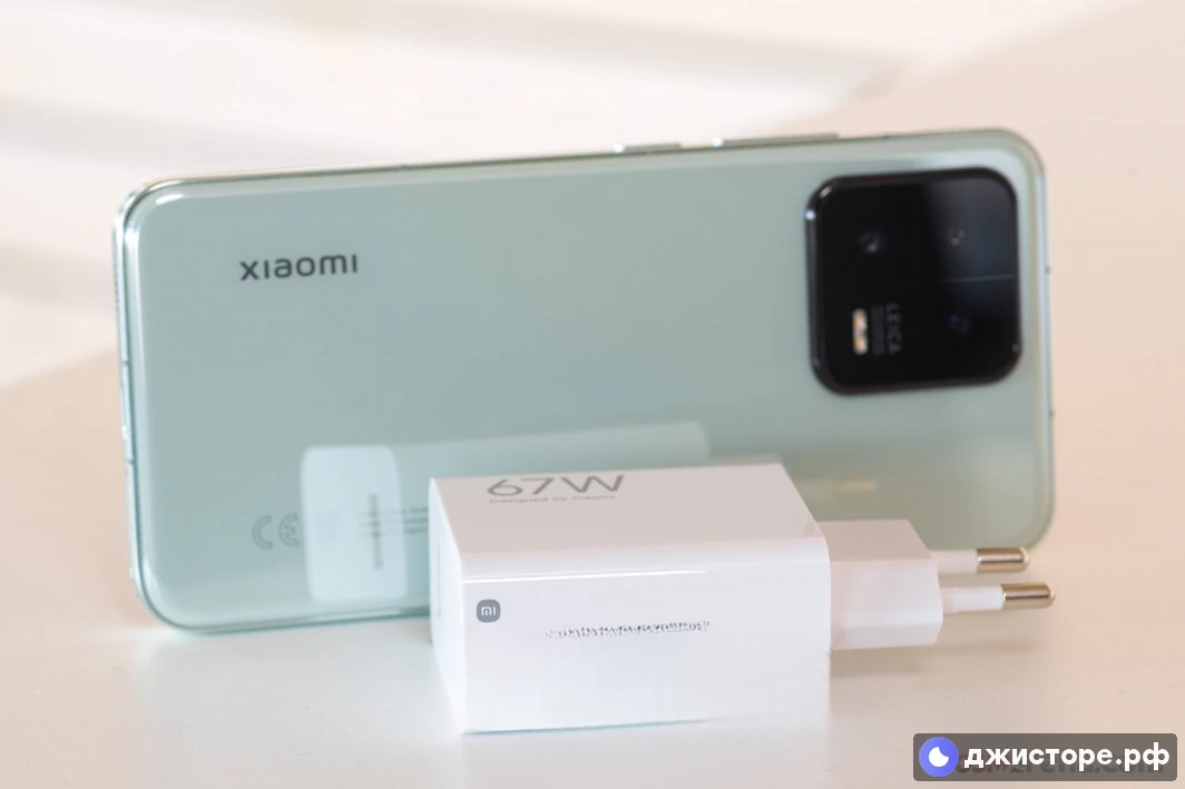 Xiaomi 13 — фото в использовании 2
