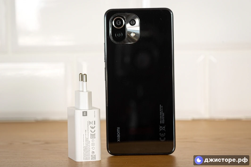 Xiaomi Mi 11 Lite 5G — фото в использовании 4