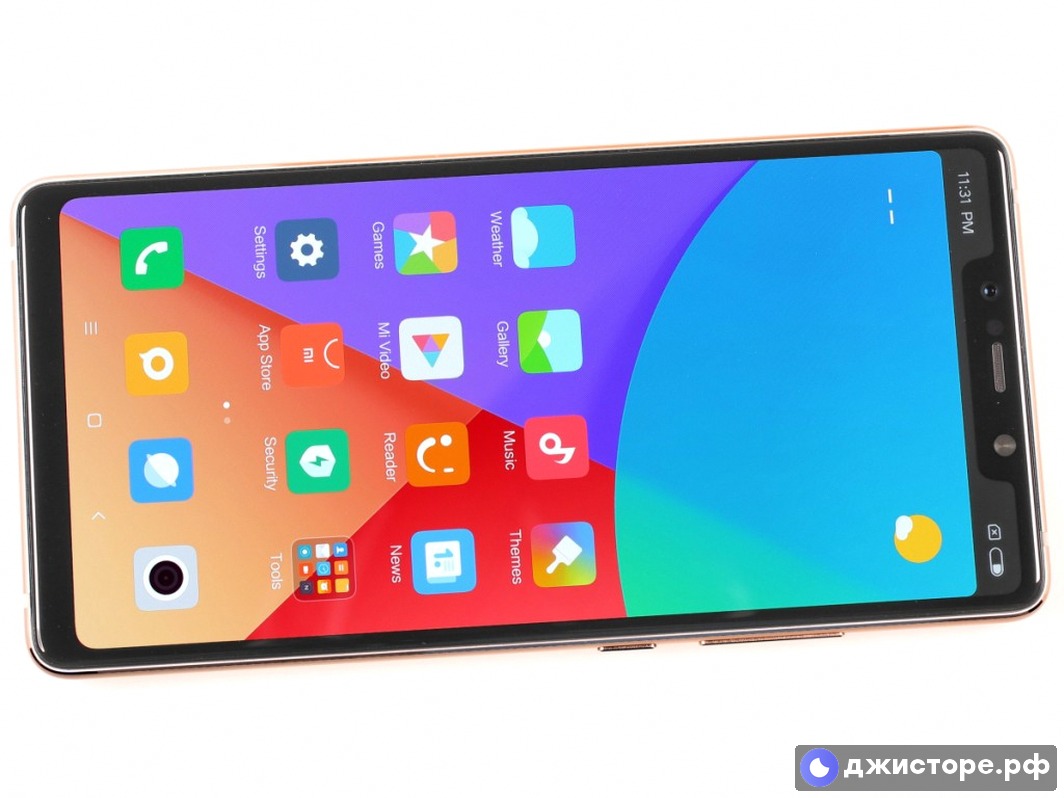 Xiaomi Mi 8 SE — фото в использовании 1