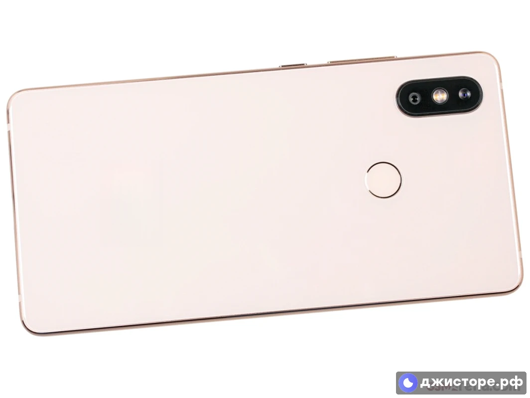 Xiaomi Mi 8 SE — фото в использовании 2