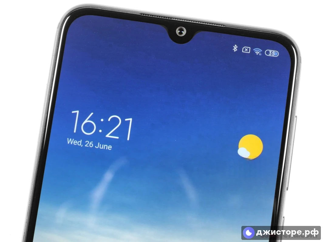 Xiaomi Mi 9 SE — фото в использовании 2