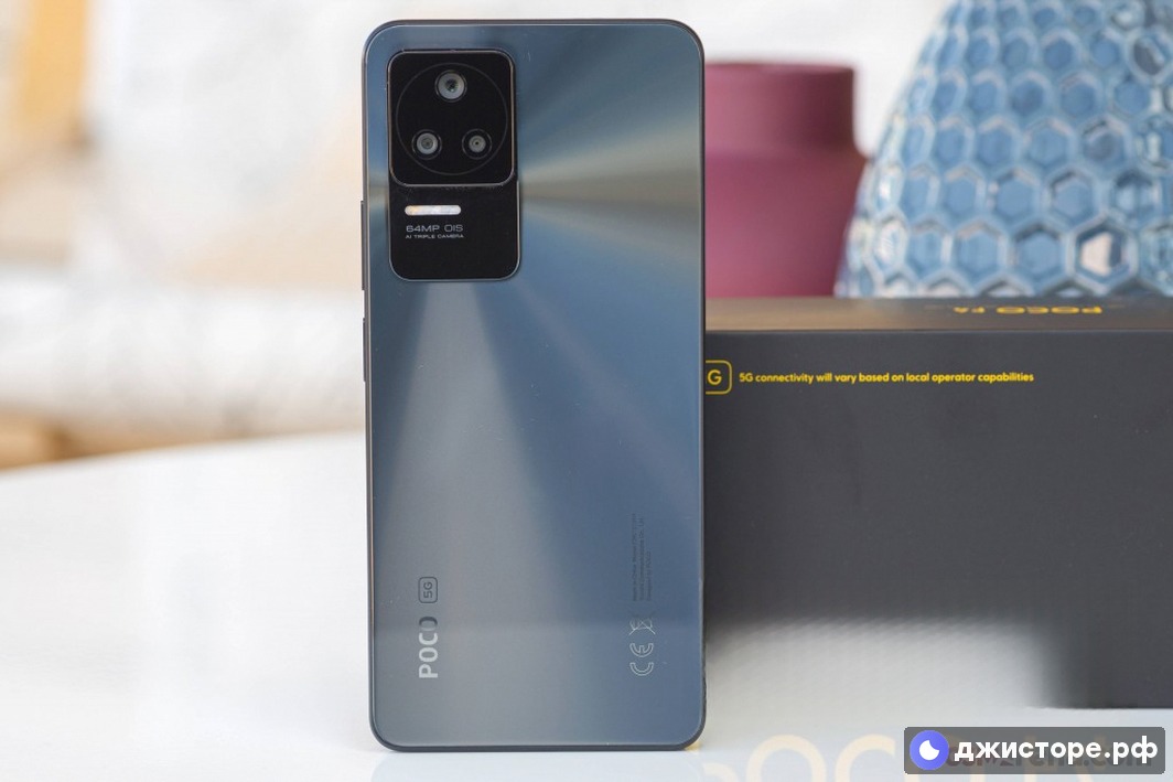 Xiaomi Poco F4 — фото в использовании 3
