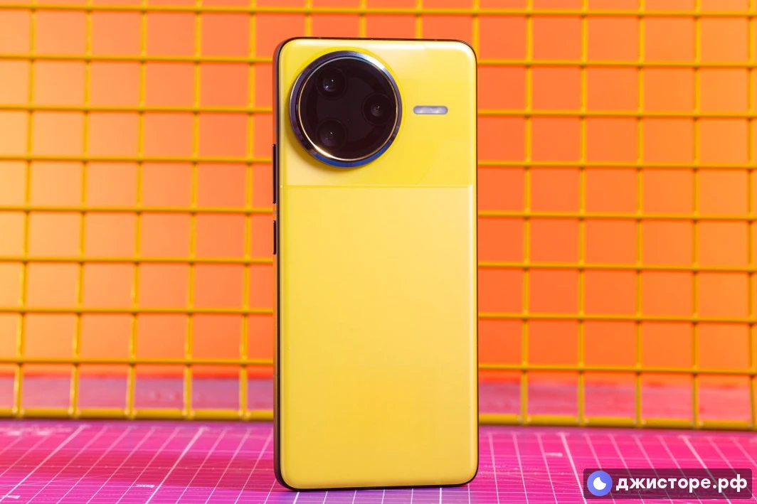 Xiaomi Poco F7 Ultra — фото в использовании 4