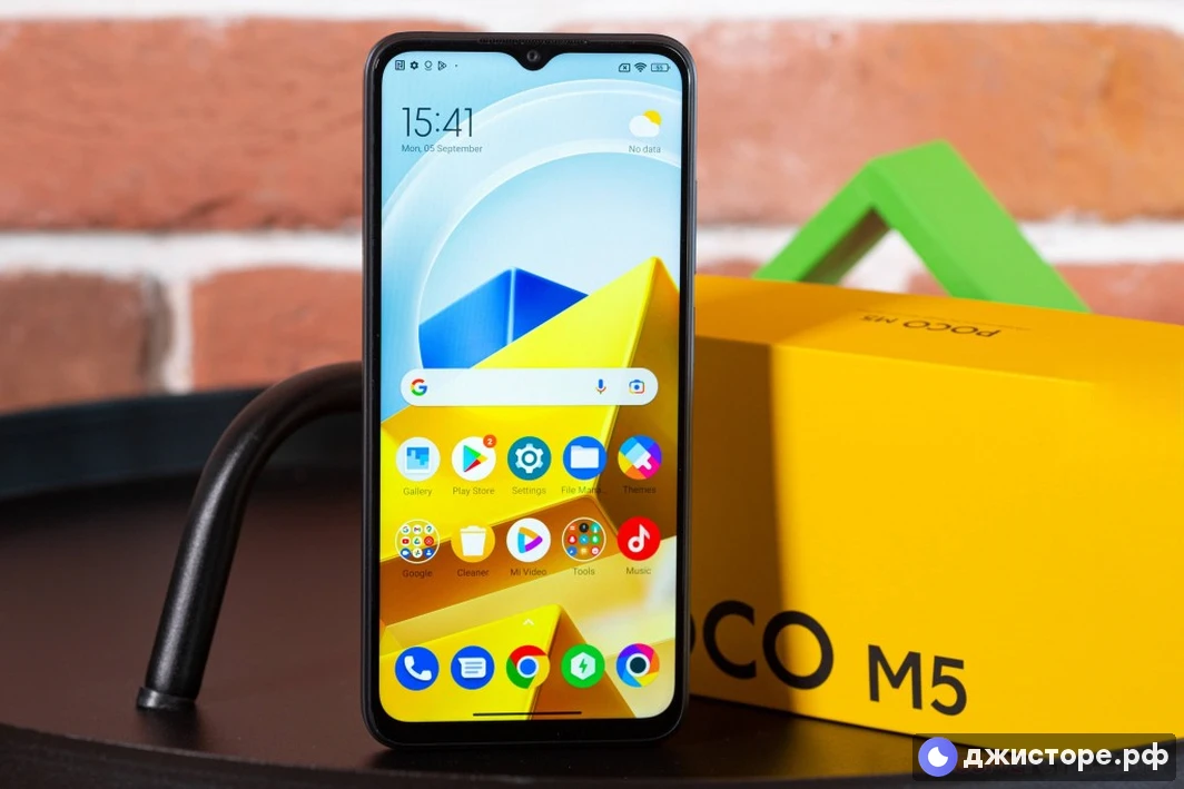 Xiaomi Poco M5 — фото в использовании 2