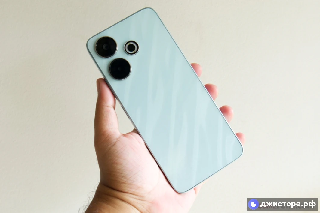 Xiaomi Redmi 13 5G — фото в использовании 1