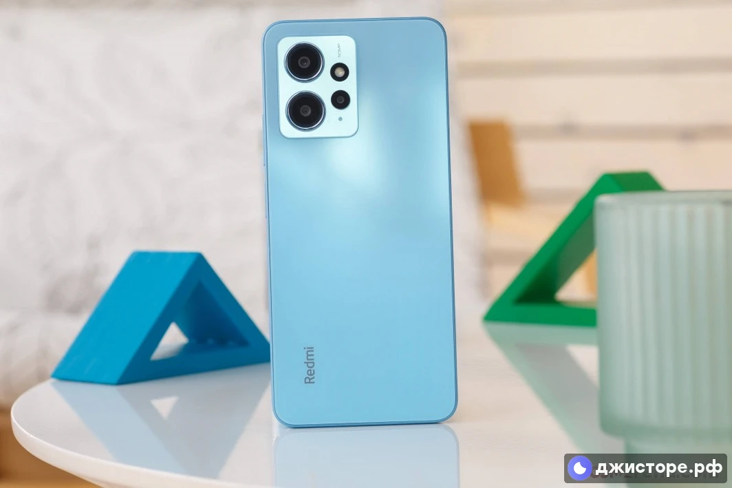 Xiaomi Redmi Note 12 4G — фото в использовании 1